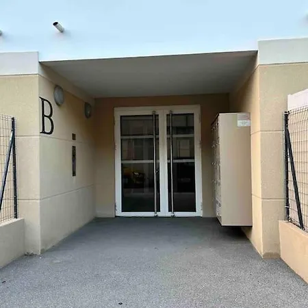 Avec Terrasse Et Box Entre Plages Et Nature Apartment